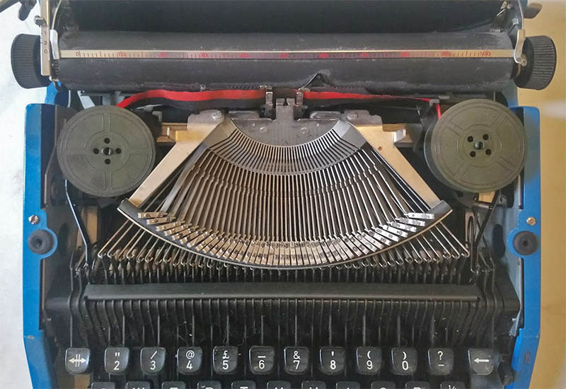 Typewriter Silverette